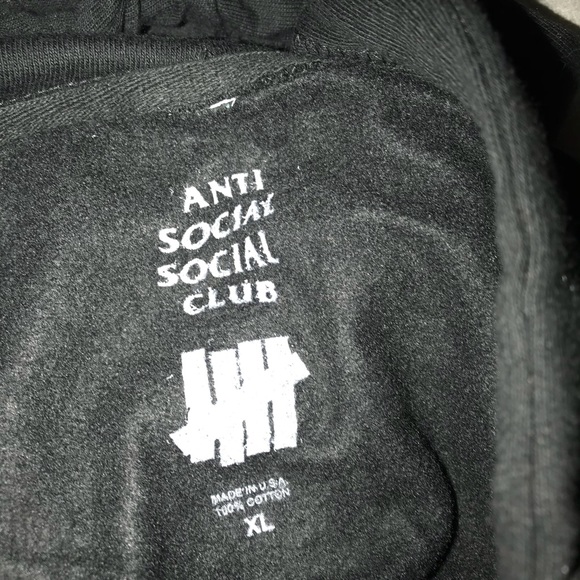Antisocial Undefeated Hoodie - Picture 3 of 4